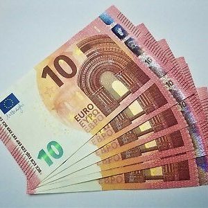 Euro €10 Bills