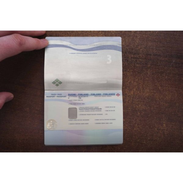 Finland passport - Image 2