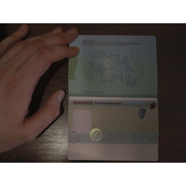 Ireland passport - Image 2